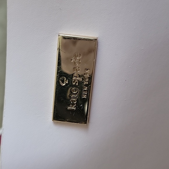 Kate Spade Tote & Wallet - Picture 2 of 16